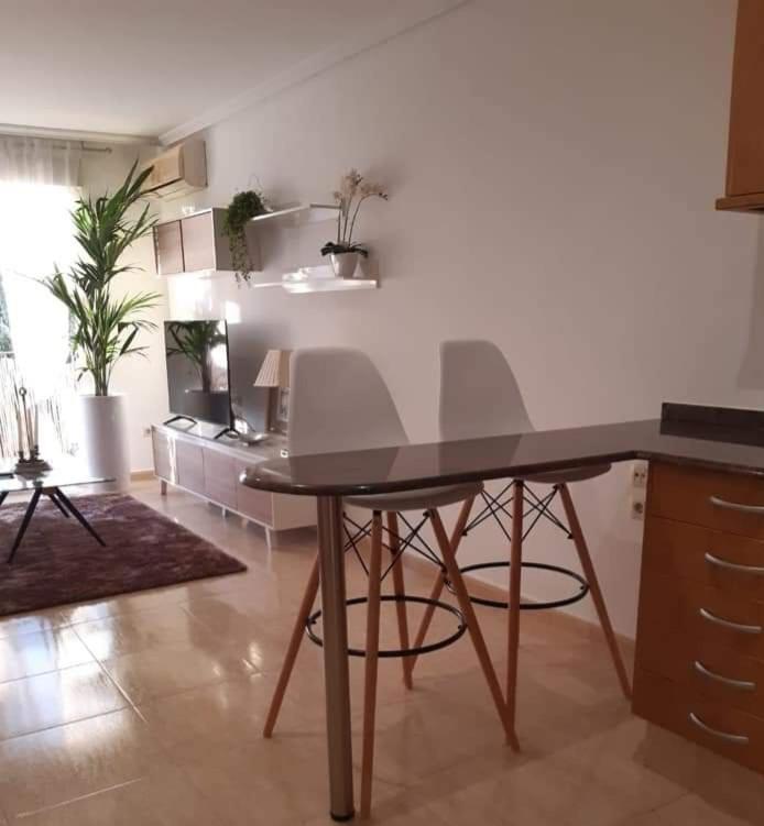 El Balcon De Alexia, 5 Minutos Del Aeropuerto Apartment *